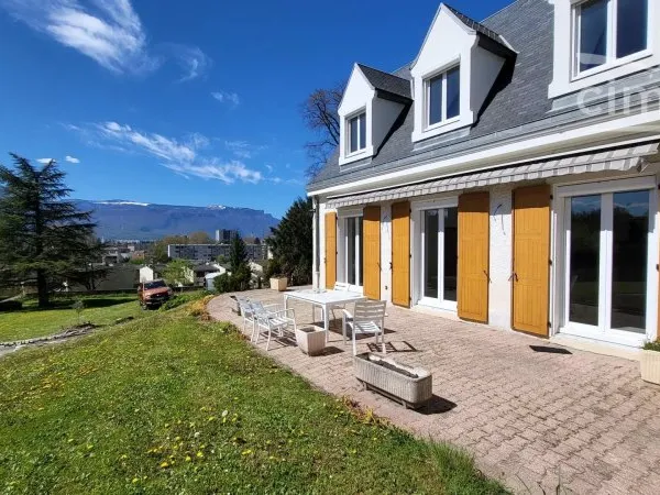 A LOUER - T3 refait à neuf avec terrasse – Environnement calme et nature