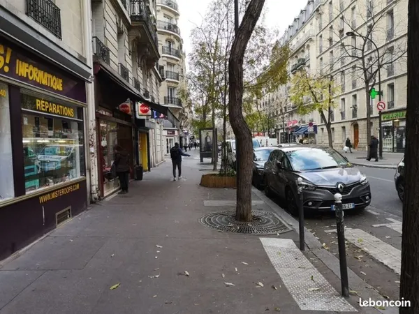 Boutique 52 m² PARIS