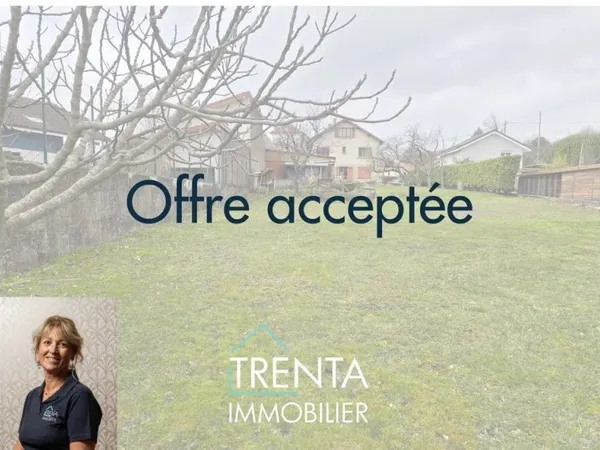 Maison à rénover de 235m² avec terrain de 1900m²