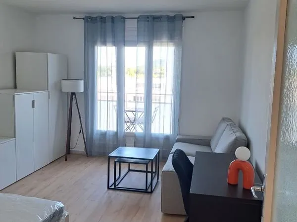 Appartement F1 30m² avec balcon et parking - Léon Blum/CHU/Cézeaux
