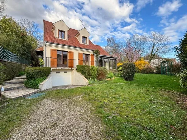 Maison familiale 7 pièces Lisière du Bois Saint-Martin 5