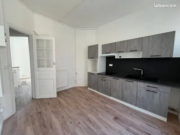 Appartement T1 bis en centre-ville de Saint-Quentin