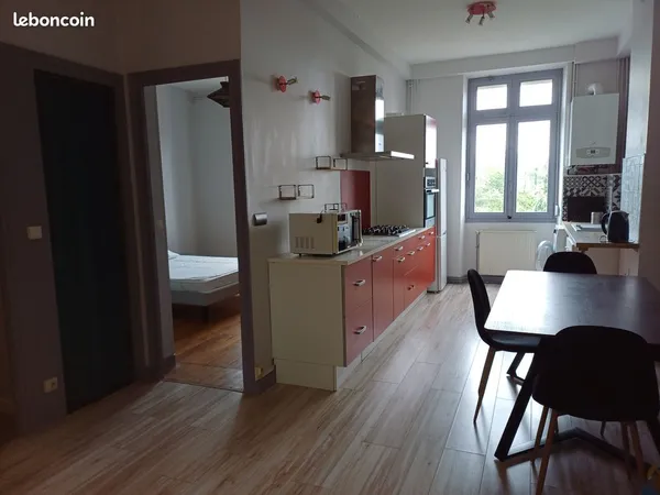 LOUE T3 Meublé LYON 3e Sans Souci