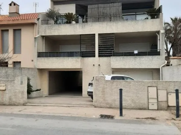 T2 meublé, garage, terrasse 13m2 plein sud