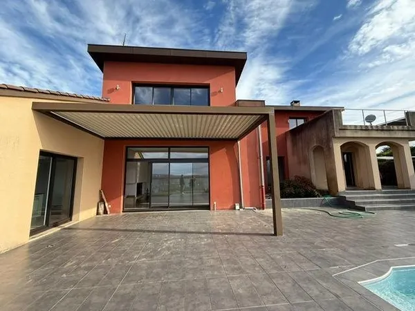 Maison Location Meyzieu 8p 240m² 6500€