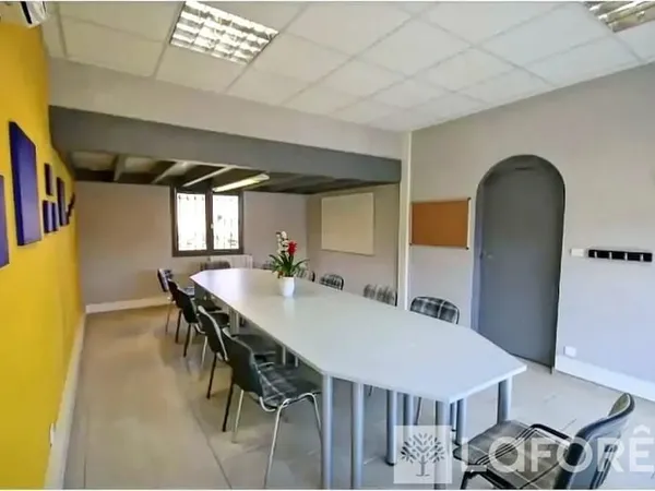 Bureaux - Carbon Blanc EMPLACEMENT PRIVILEGIE - 90 m2