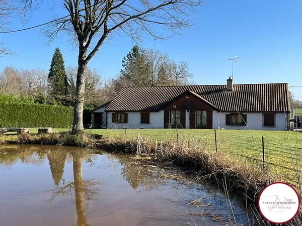 Forêt de Tronçais ,Valigny maison de 190 m² et dépendances sur 4094 m²