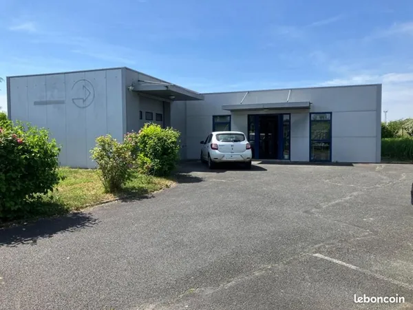 Bureaux 200 m²