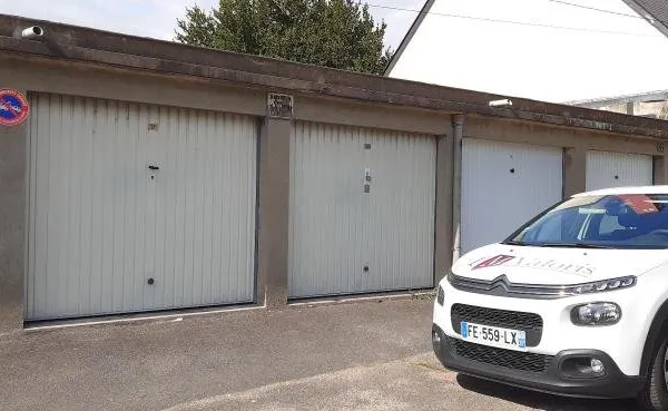Garage/Parking