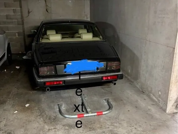 Box garage