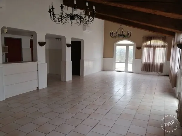 Local commercial 170 m²
