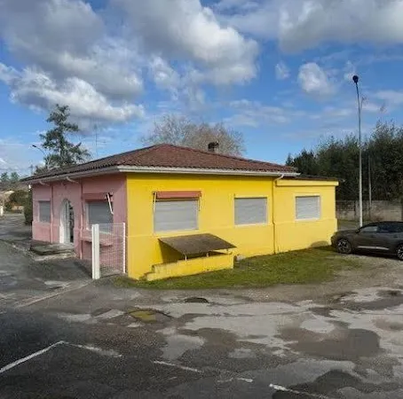 Bureau et espace de travail Vente Bergerac   270000€