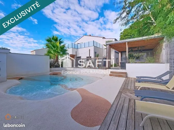 Villa 10 pièces 202 m²