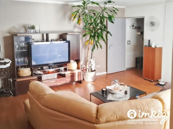Duplex 5 pièces dernier étage avec terrasse