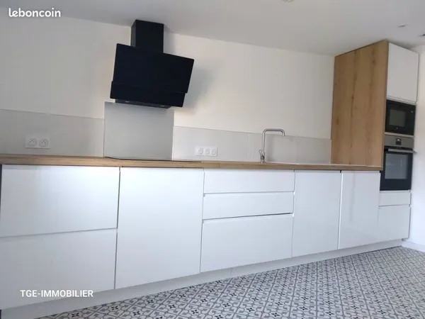 Maison de village entièrement rénovée