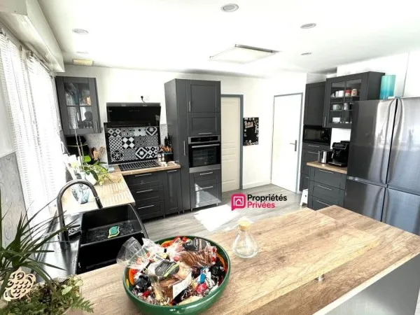 Maison individuelle de 126m2 sur 610m2 de terrain Vémars 95470