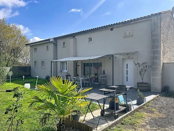 Maison Saugon 6 pièces 155 m2