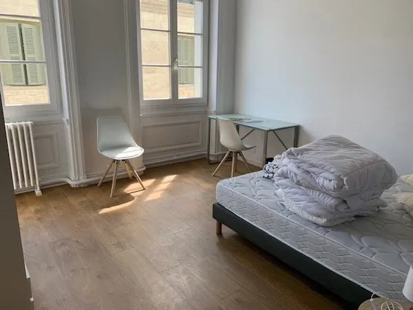 Appartement 1 pièce 135 m²