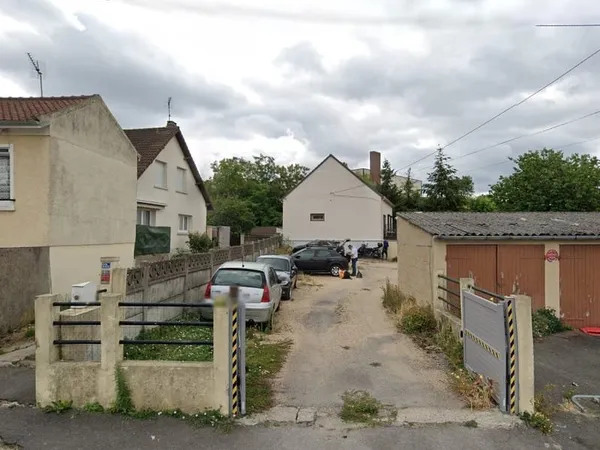 Parking libre pour stockage