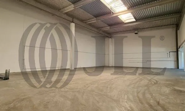 Local d'activité 1375 m²