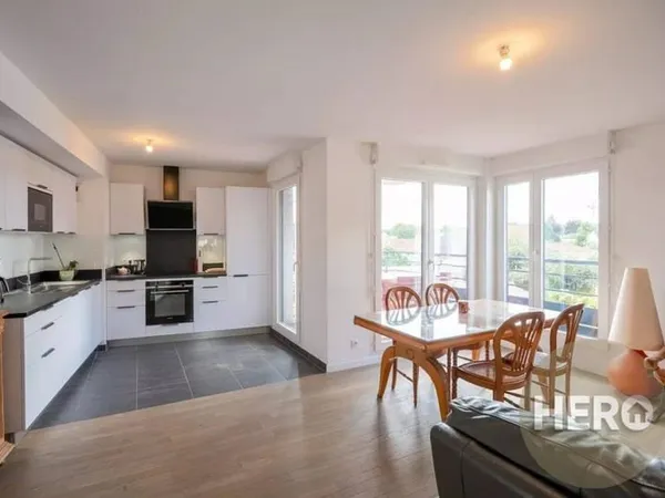 Appartement 4 pièces 77 m²
