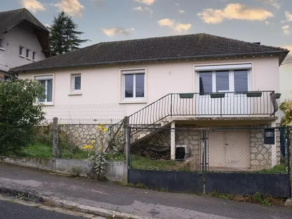 Maison individuelle de plain-pied 83 m2 - 3 chambres- 450 m2 Terrain-sous-sol total- 78270 Bonnières