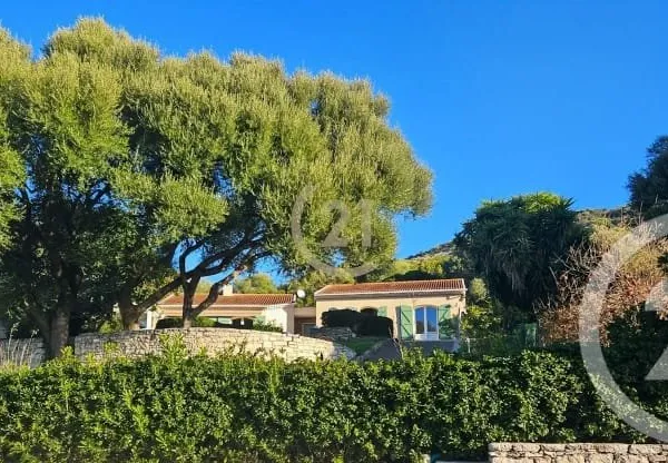 Maison 4 pièces 133 m²