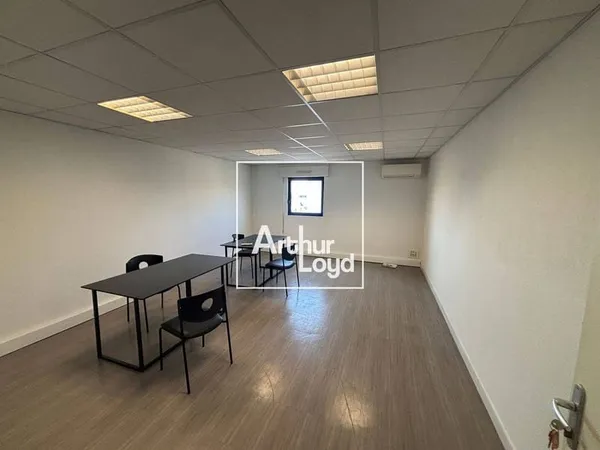 Bureaux 130 m²
