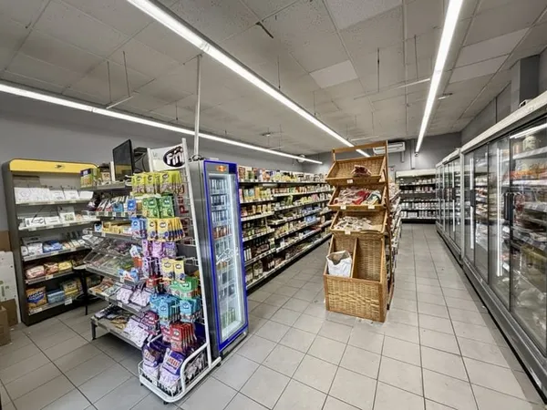 Toulon Ouest - Murs commerciaux - 97 m2