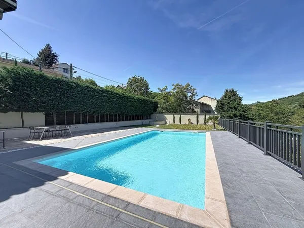 Maison 4 pièces 130 m²