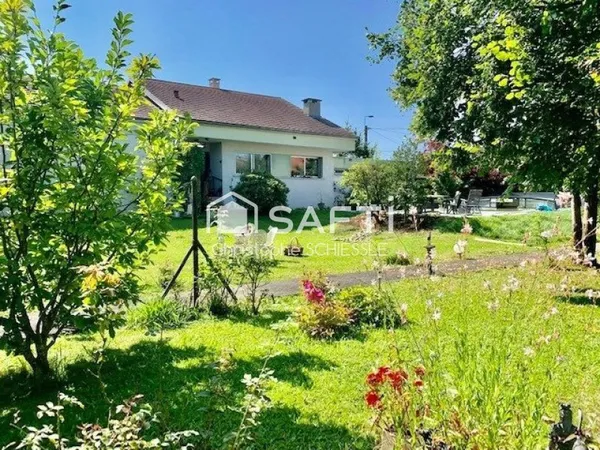 Maison t7 de 164 M2 sur 16 ares 76 avec piscine