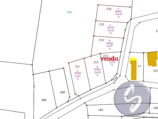 Terrain 452 m²