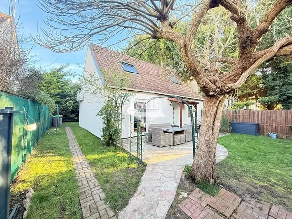 Maison familiale 5 pièces avec garage double