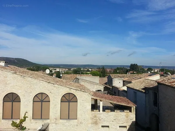 APPARTEMNT Loft / Duplex CALVISSON - 3 pièce(s) - 65 m2