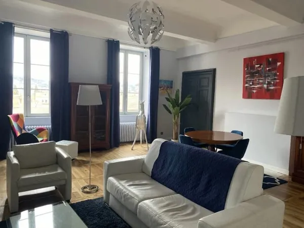 Appartement 5 pièces 182 m²