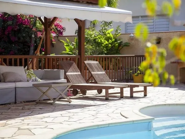 Villa 8 pièces 228 m²