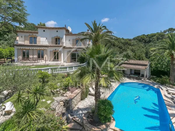 Mougins - Provençale avec vue dégagée