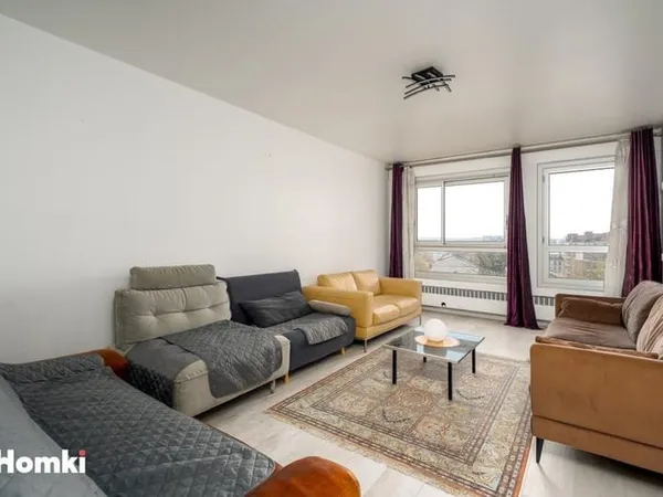 Appartement T2 de 56 m2 à Paris 75013, Place d'Italie