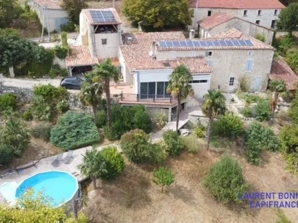 Maison de caractère en pierre à vendre T7 pièces Proche d'AGEN