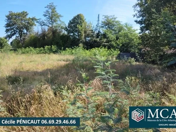 Terrain 873 m²