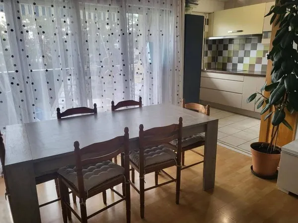 Appartement 4 pièces 82 m²