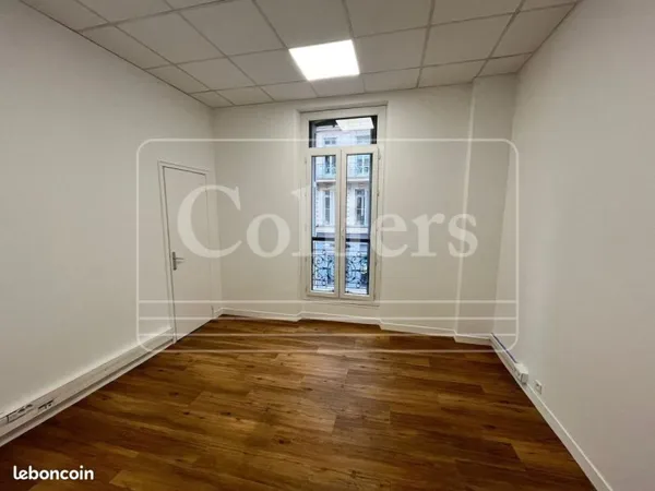 Bureau 145 m²