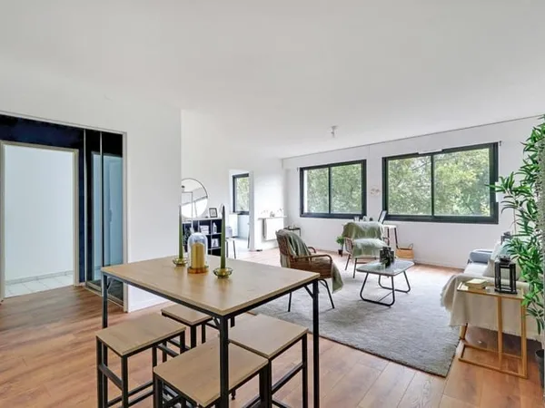 Appartement 4 pièces 97 m²