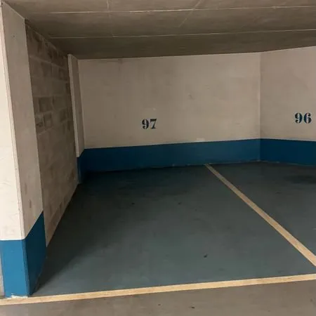 Location place parking Garches gare