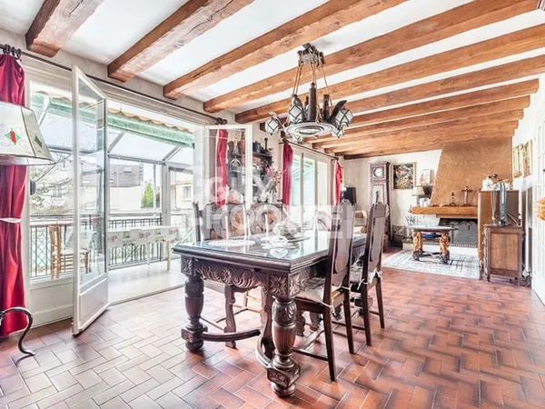 Maison La Garenne Colombes 6 pièce(s) 225 m2