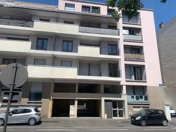 Très bel F3 de 76 m2 avec balcons à CLERMONT-FERRAND