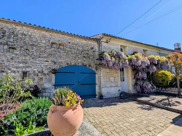 Maison 3 pièces 146 m²