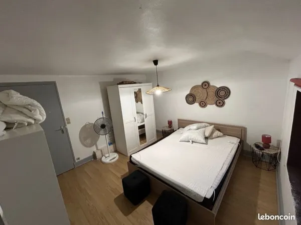 Appartement 1 chambre séparée au calme, centre-ville, Bourg 01000, 3eme étage sans ascenseur