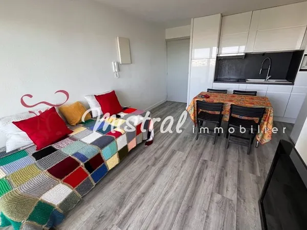 Appartement PORT CAMARGUE - Proche commerces et plages - vue