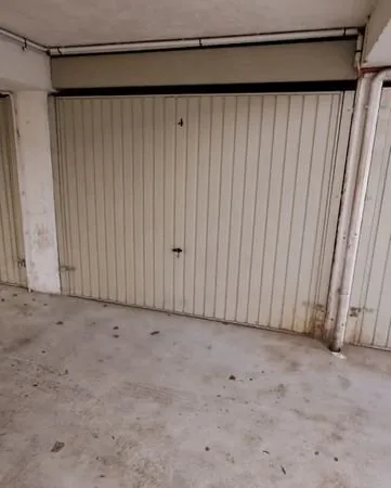 Loue box à Saint Cyr l'Ecole